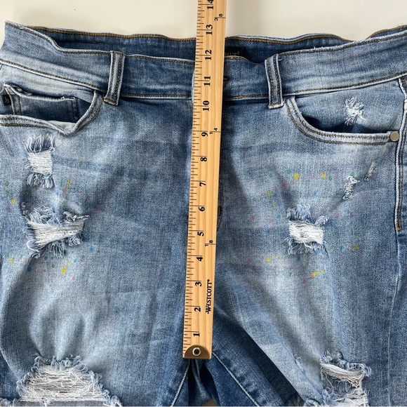 Judy Blue Women's Rainbow Paint Splash Splattered Distressed Denim Short Sz 2XL - Picture 10 of 11